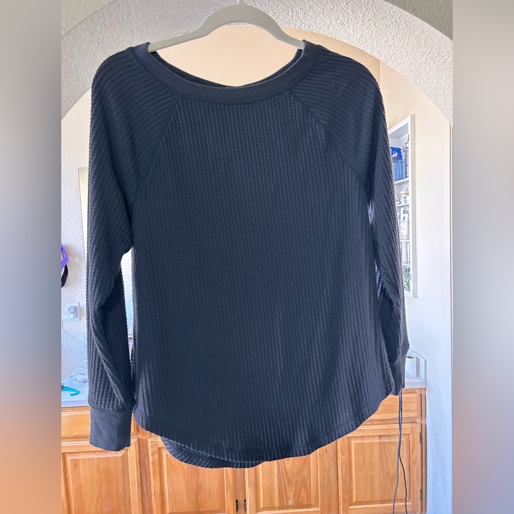 5 for $35 . LOFT thermal. Gunmetal Grey. Size S